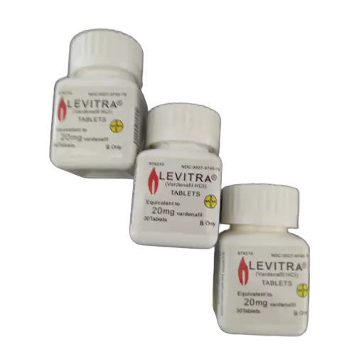 Tri bočice Levitra 20 mg poređane u nizu, 30 tableta vardenafil